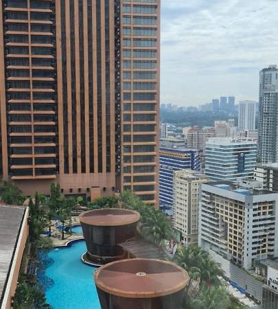 Raymond Suites At Berjaya Times Square Kuala Lumpur Eksteriør billede