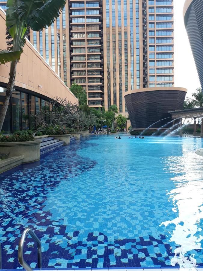 Raymond Suites At Berjaya Times Square Kuala Lumpur Eksteriør billede