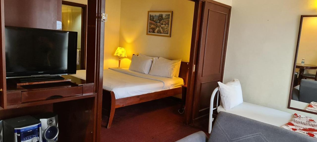 Raymond Suites At Berjaya Times Square Kuala Lumpur Eksteriør billede